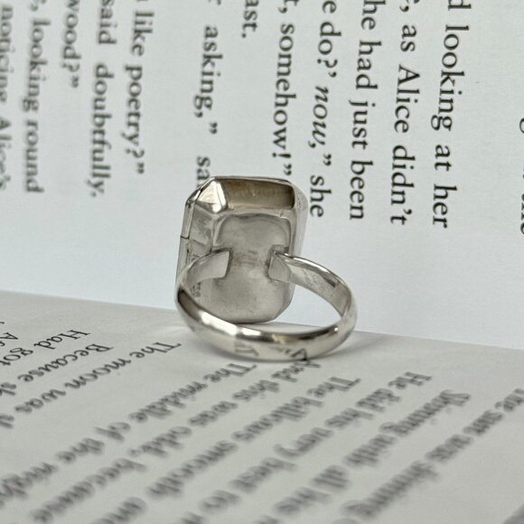 VINTAGE Sterling Silver Engraved Locket Ring Size 5.5 – Secret Compartment - Picture 5 of 5